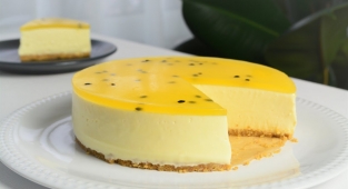 Passion Fruit Cheesecake (No Bake) - Bánh Cheesecake Chanh Dây (Chanh Leo) Không Cần Lò